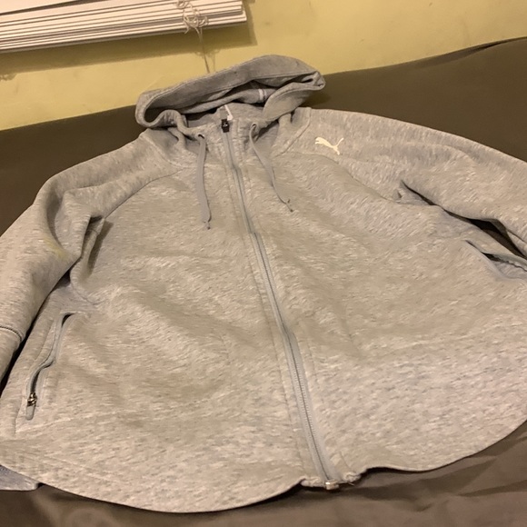 Men’s Small Puma Athletic sweatshirt - Picture 2 of 4